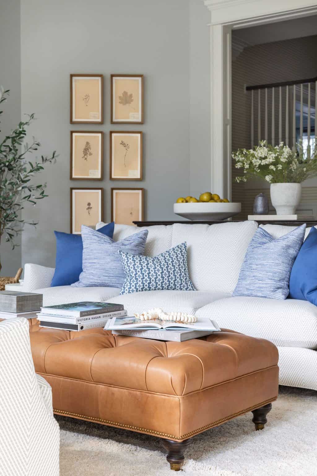 Take a tour of an Illinois dream home with bright and airy living spaces-7