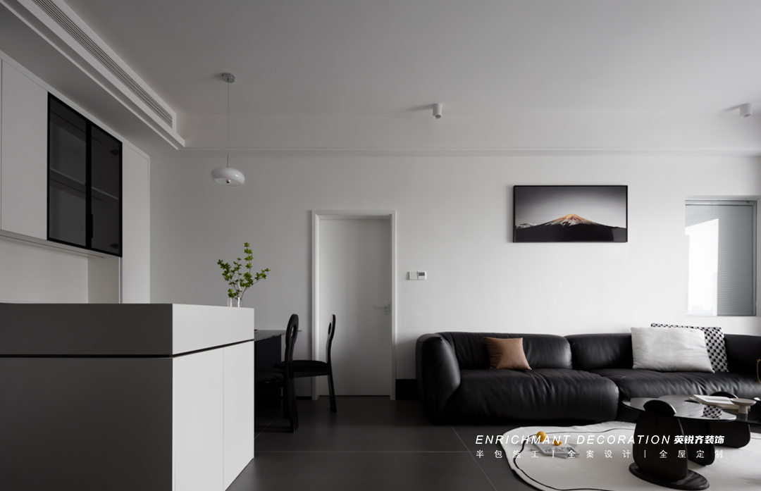 极致黑白丨易越-16