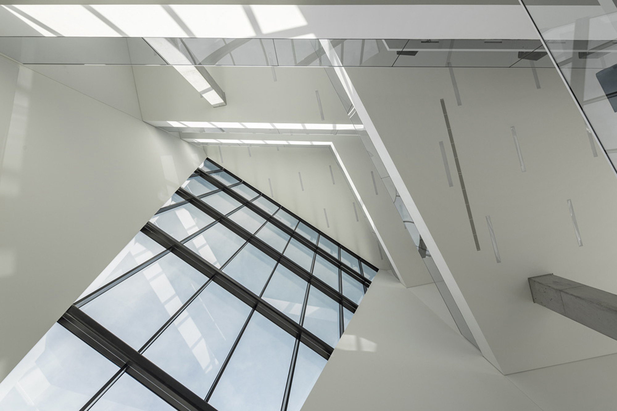 Vila Franca de Xira Municipal Library / Miguel Arruda Arquitectos Associados-50