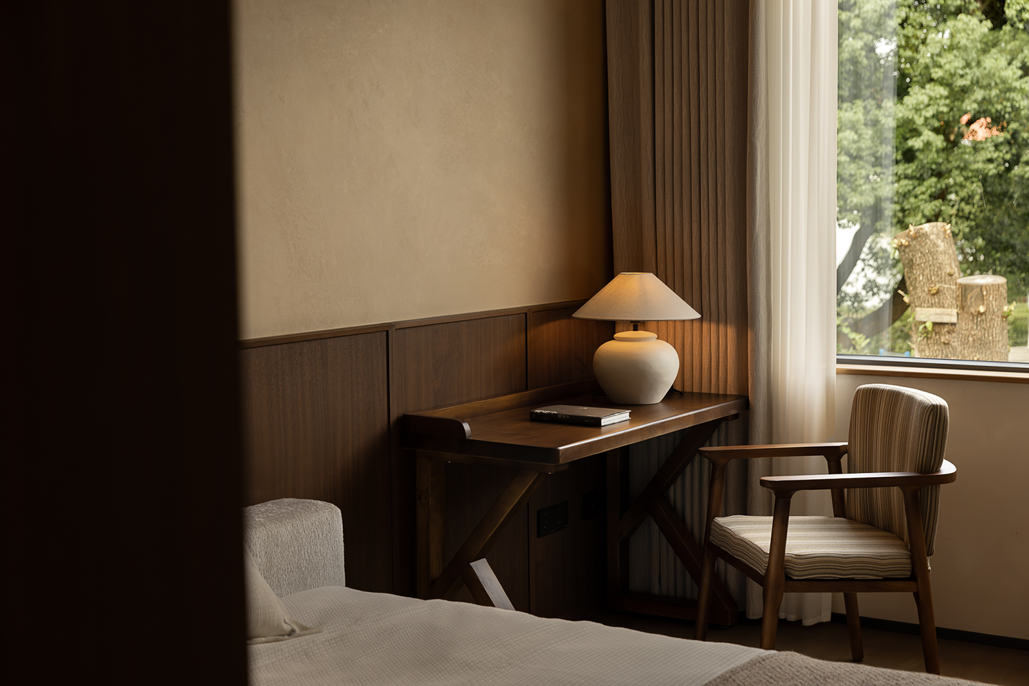 白东旭 · 焦恒｜上海梧桐下的老别墅,光影新生丨中国上海丨白东旭,焦恒,设计团队等众多人员参与-80