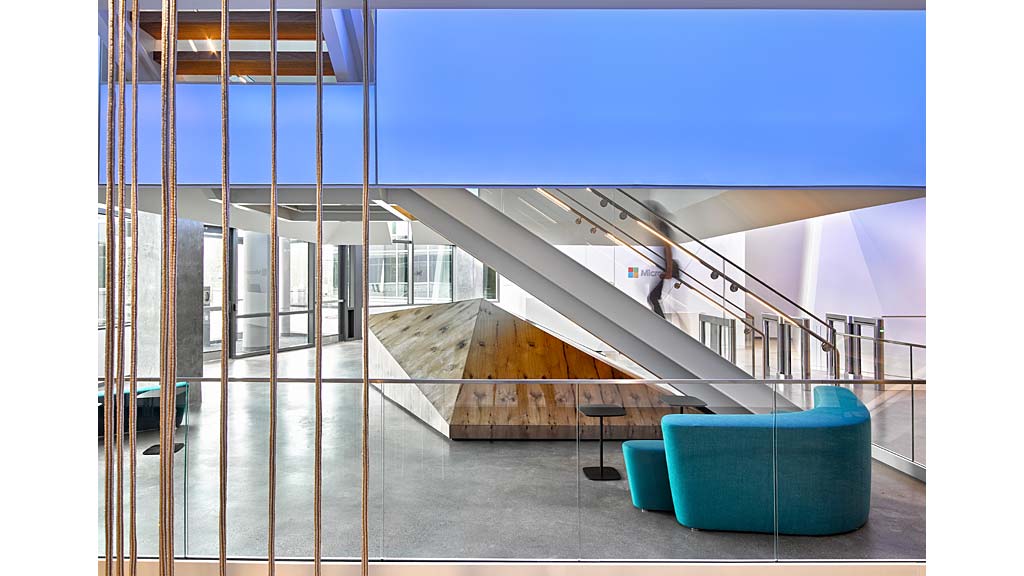 微软总部 16&17 号楼 | 人性化连接与自然的室内设计-2