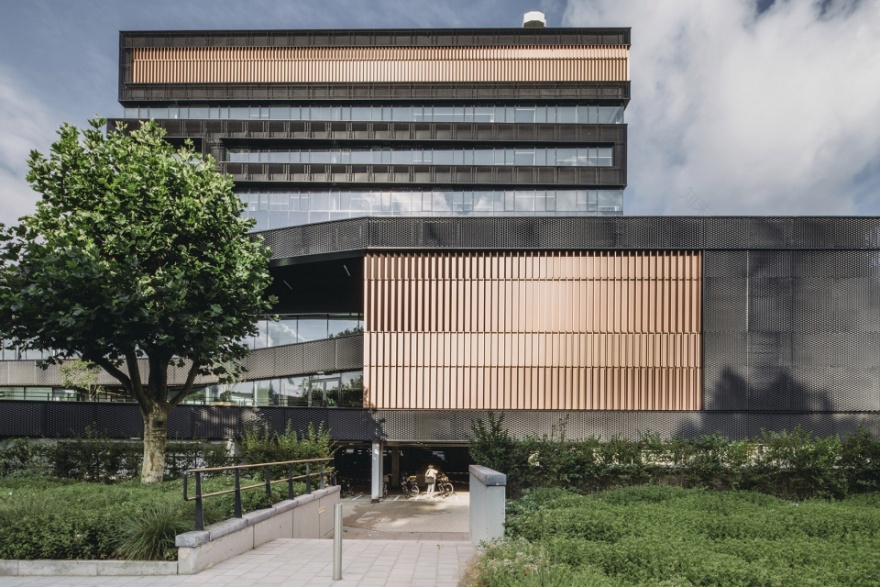 荷兰 Fellenoord 15 | UNStudio 打造高度可持续的现代政府办公楼-3