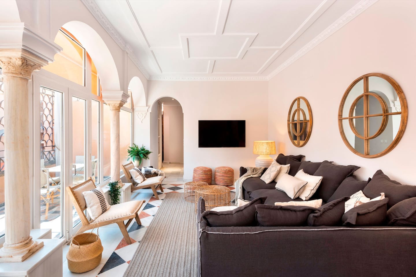 阳光二月,探寻塞维利亚的绝美 Airbnb-17