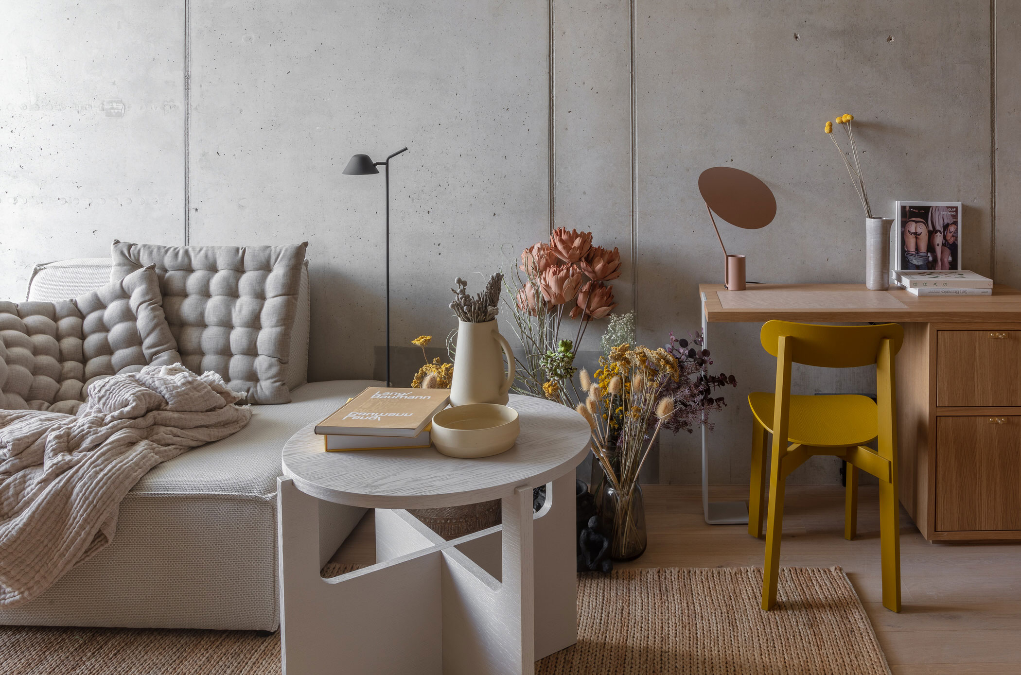 Liminal Space: East Side Gallery Berlin Hotel by Grzywinski+Pons.-23