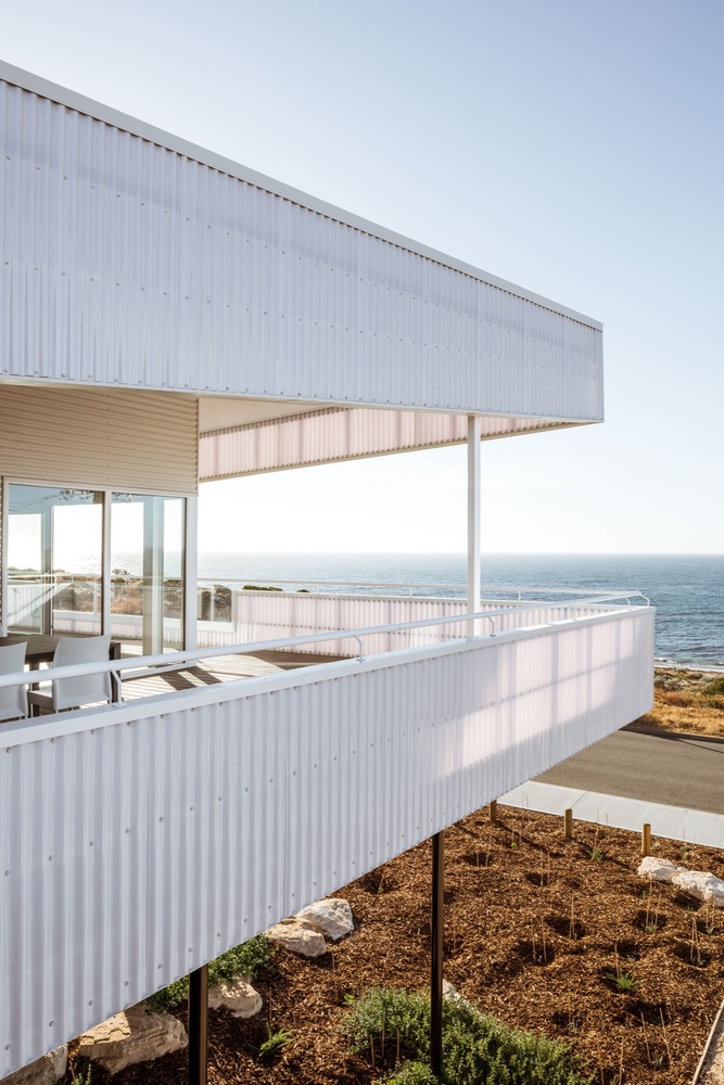 Falcon Beach House   iredale pedersen hook architects-87