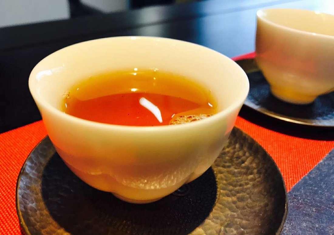 融入茶文化的“不二茶庄”店面设计-3