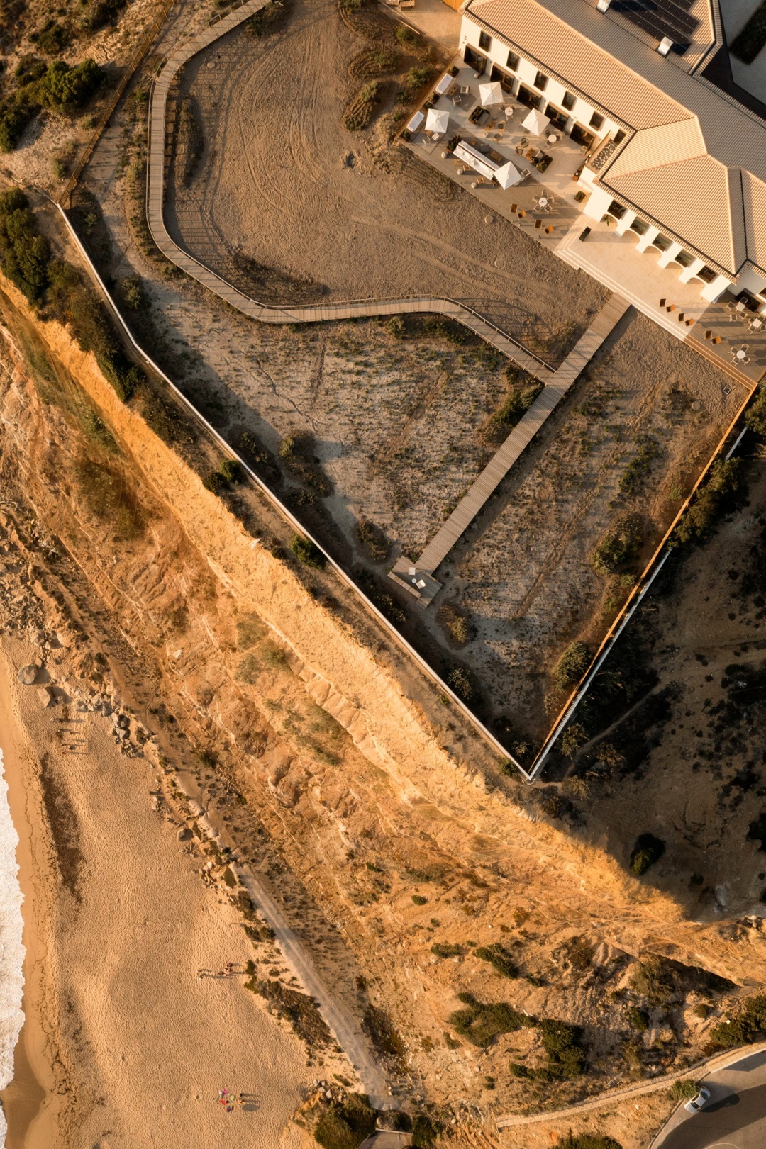 埃索斯埃里塞拉酒店丨葡萄牙丨Pedra Silva Arquitectos-1