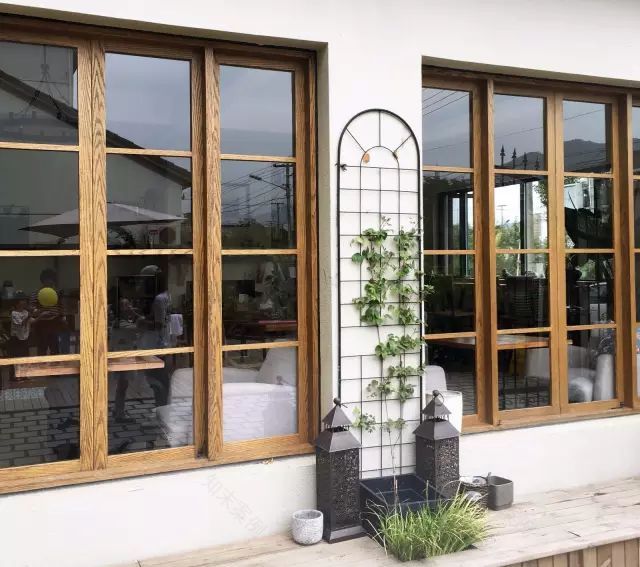 一家3口逃离都市,包下30亩地爆改老房子,有人开车2小时只为在这睡一觉-51