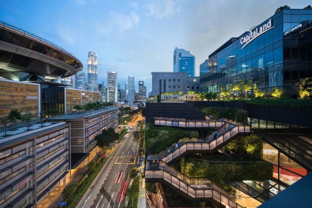 梦幻浮城 · 新加坡国家美术馆中庭的照明艺术丨Nipek-29