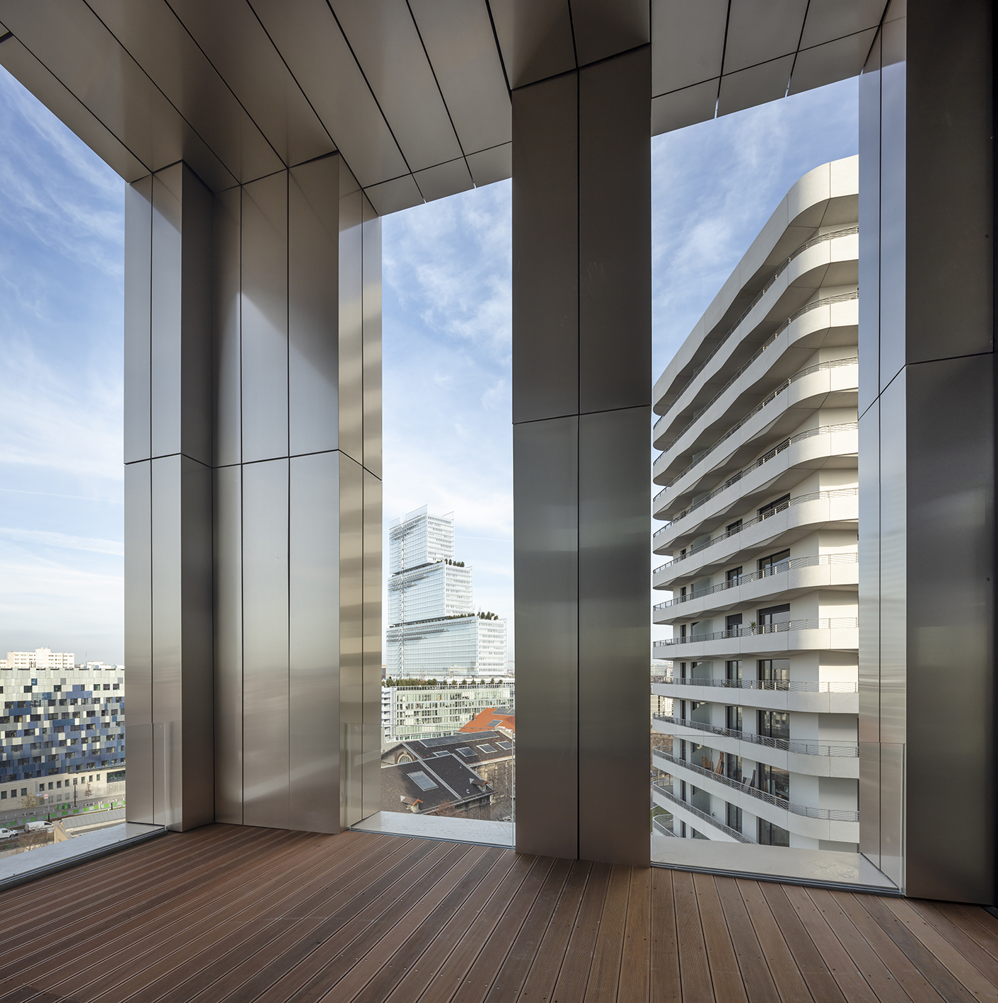 巴黎首个木结构节能办公楼——绿意盎然的“享受”空间-17