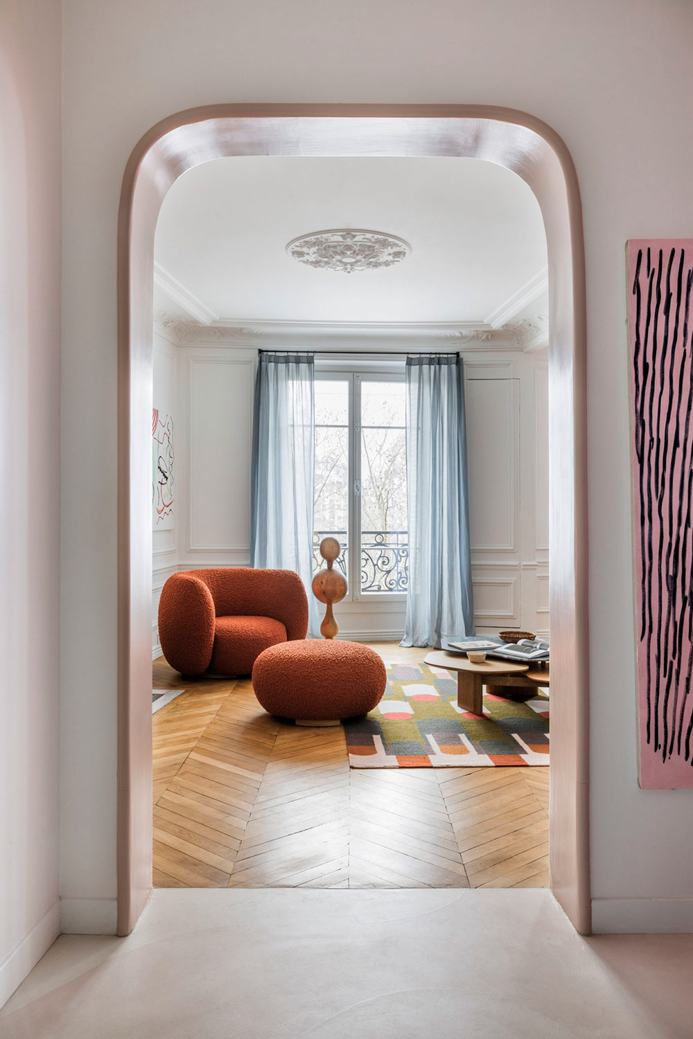 巴黎优雅公寓的粉色大胆设计-6