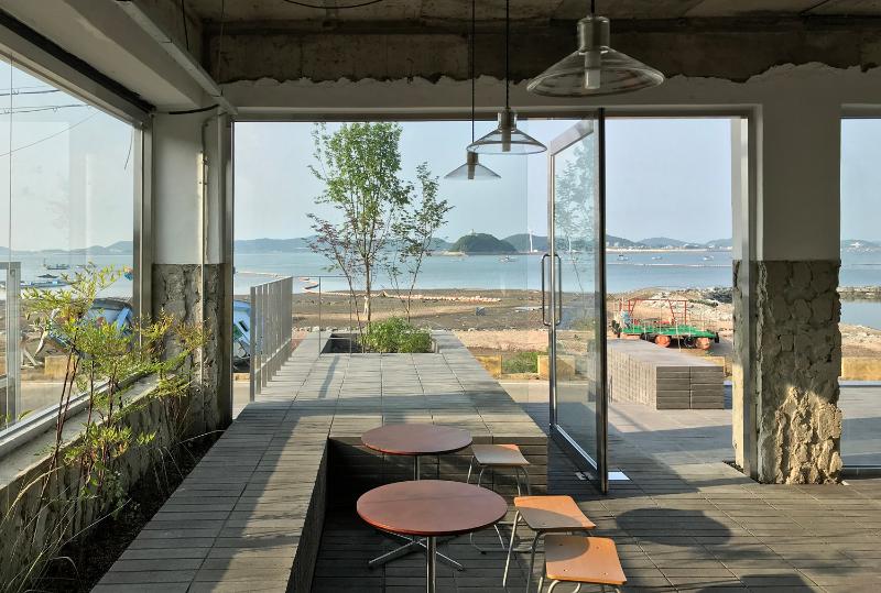 感性空灵的海洋风咖啡厅设计-6