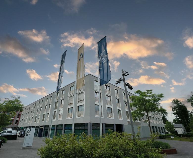 特提亚努姆小酒馆丨瑞士丨Vogel Architekten-0