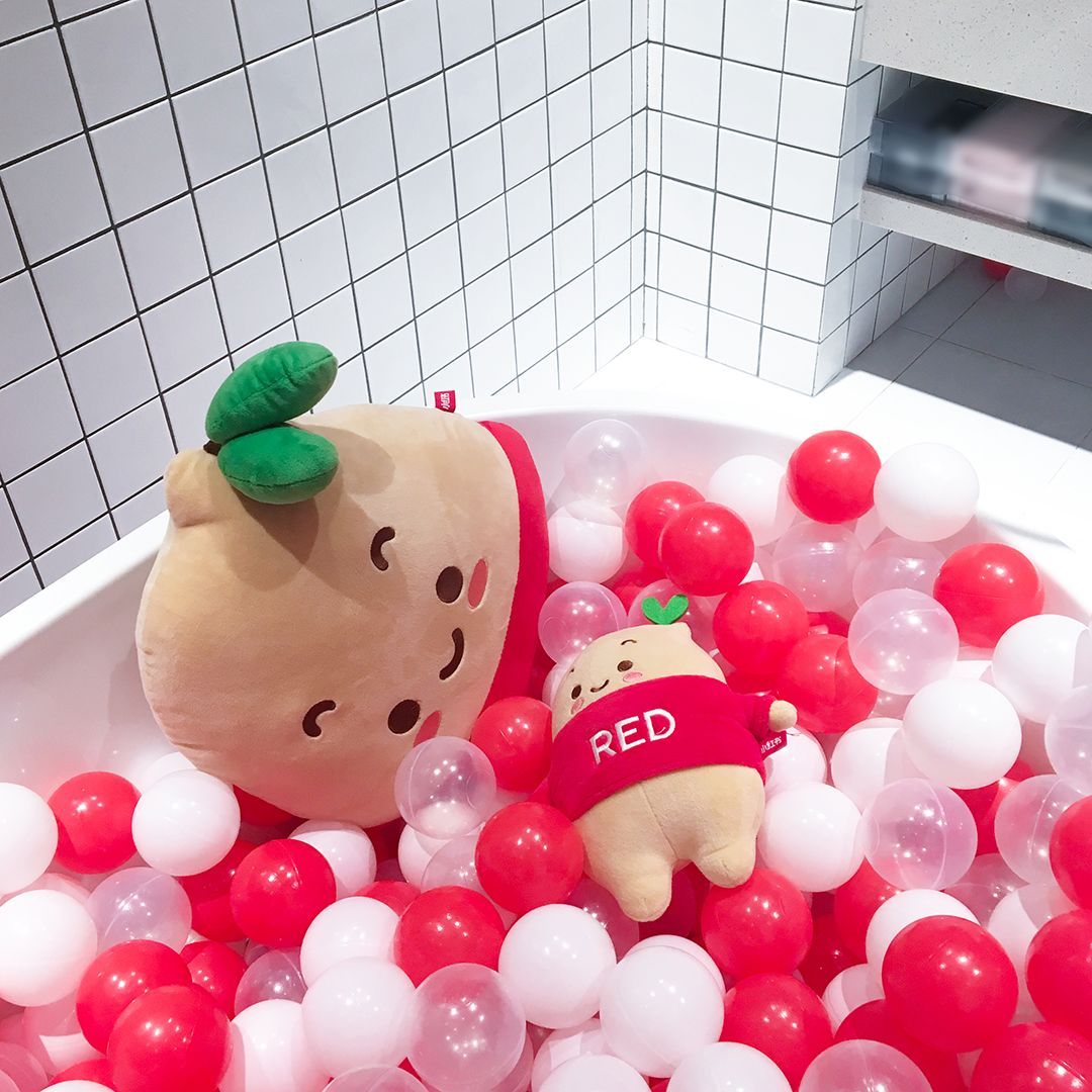 “流量收割机”，开了全球首家线下体验店-11