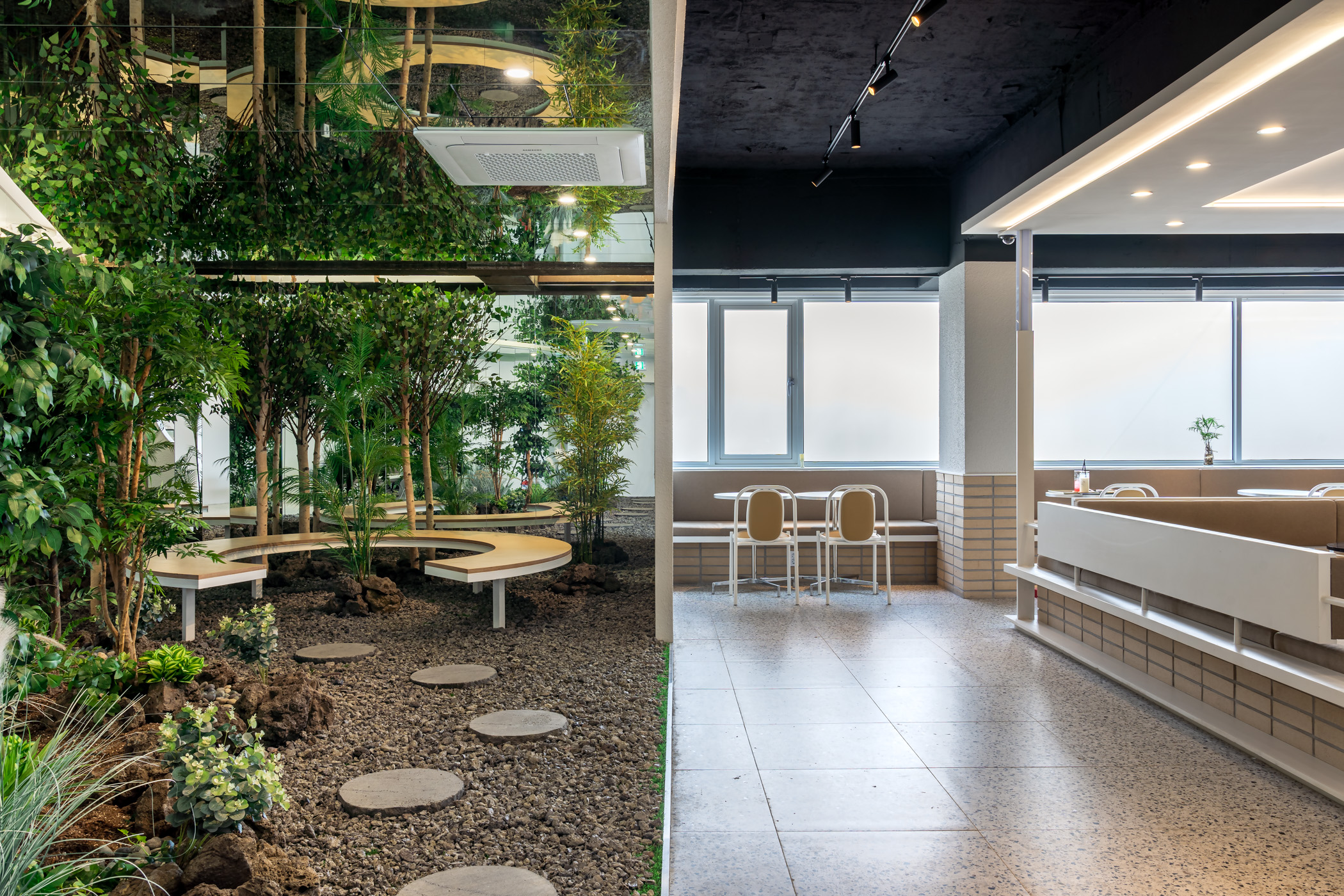 70 平现代简约咖啡厅，点睛之笔的室内设计-7