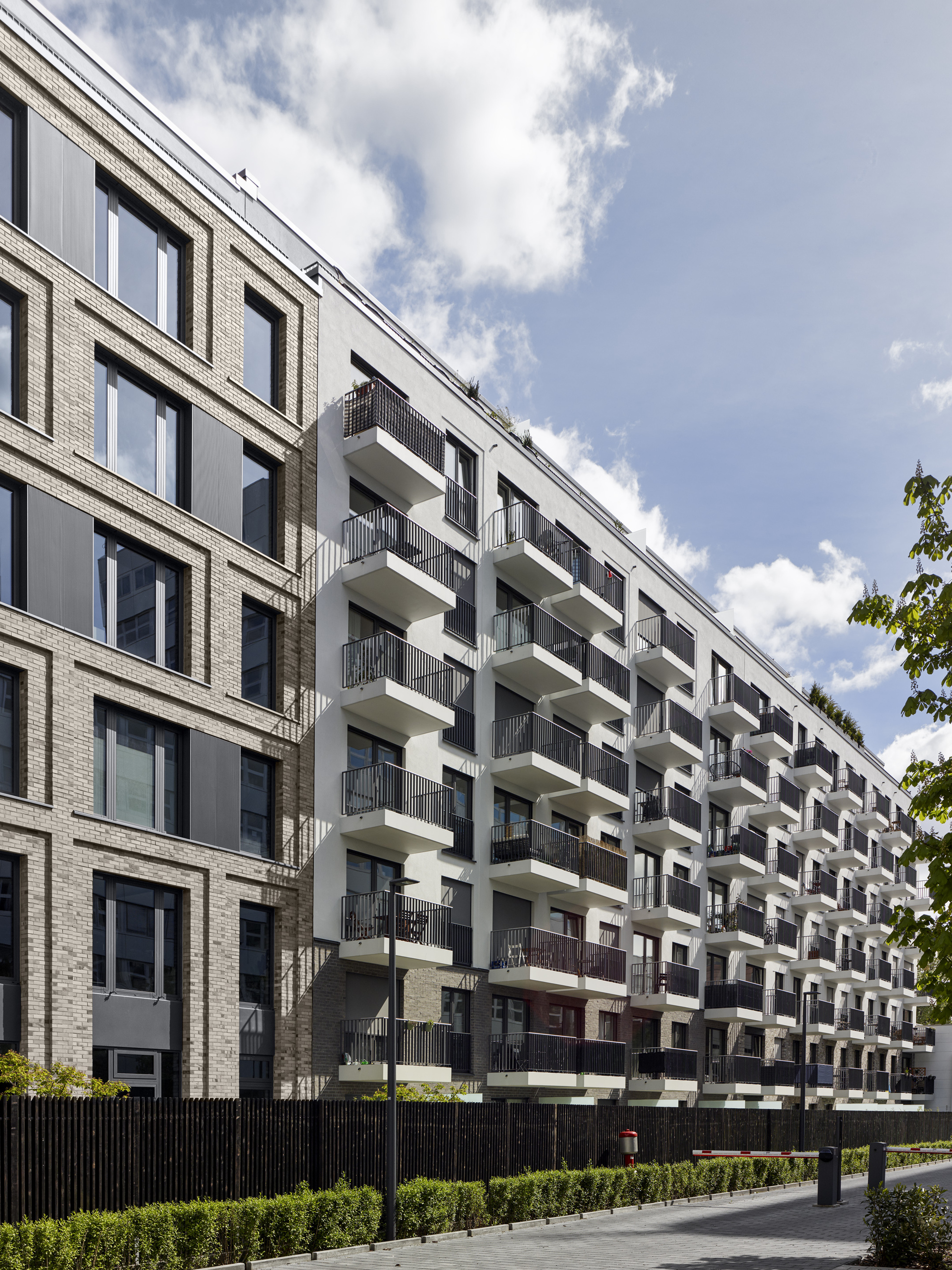 3 Hoefe Office and Residential Building  / Tchoban Voss Architekten-39