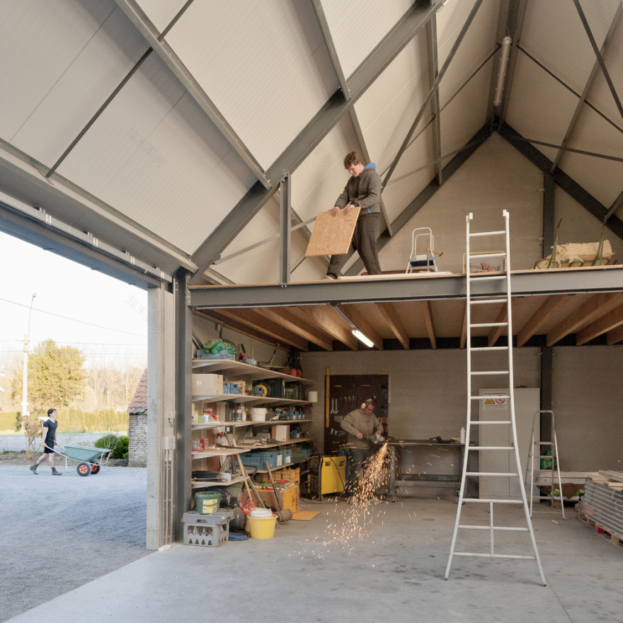 比利时农村现代谷仓设计,温暖触感与工业风格的完美结合-33