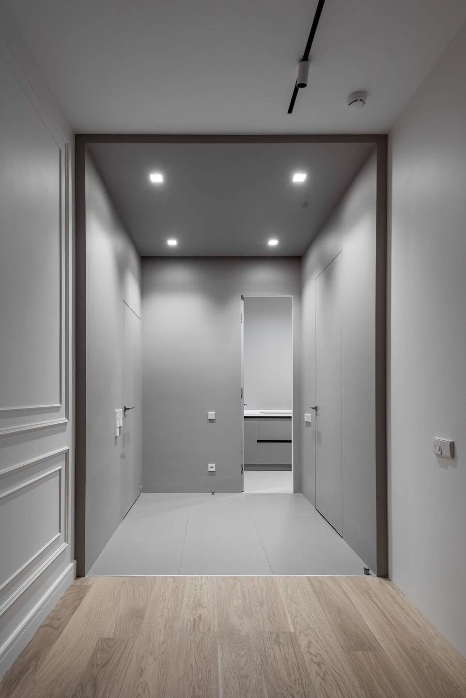 Philosophy of moderation neoclassical apartment-55