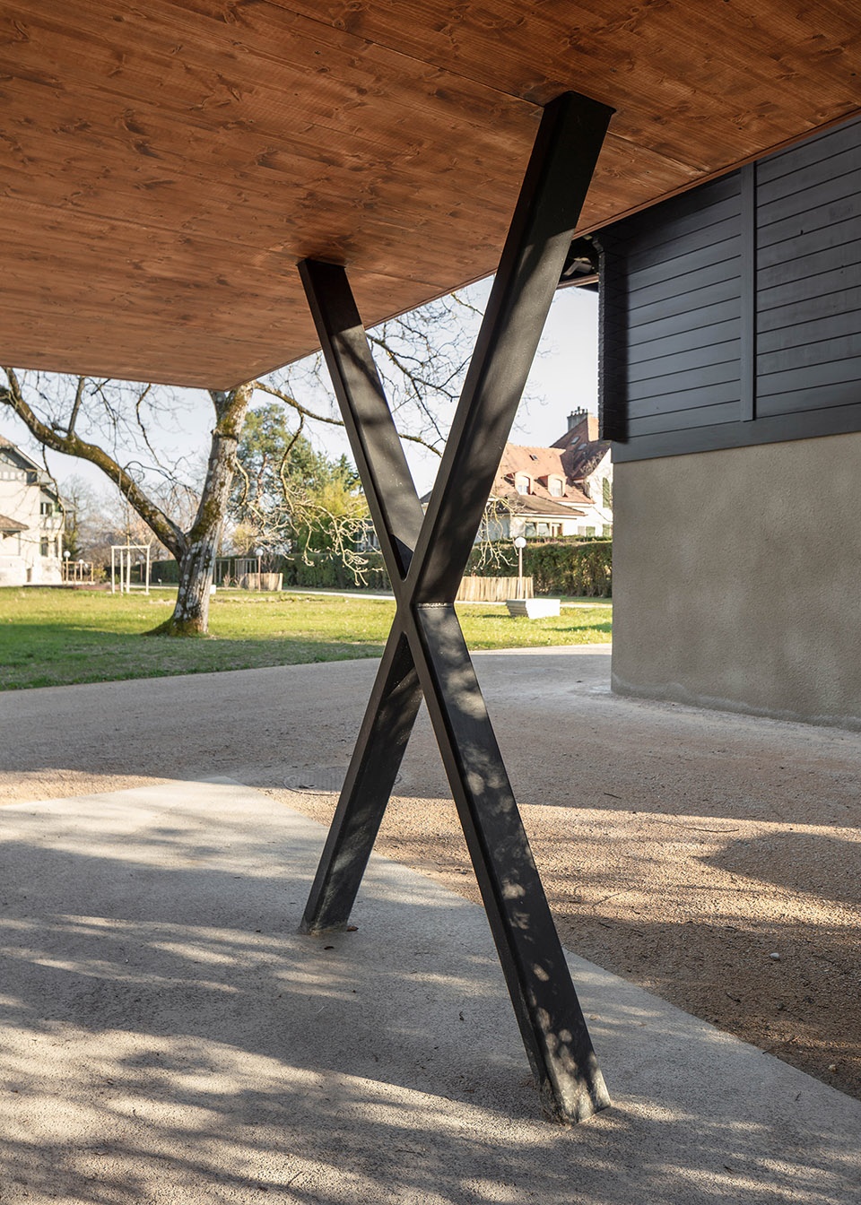 巴雷特先生的戏剧性住宅-16