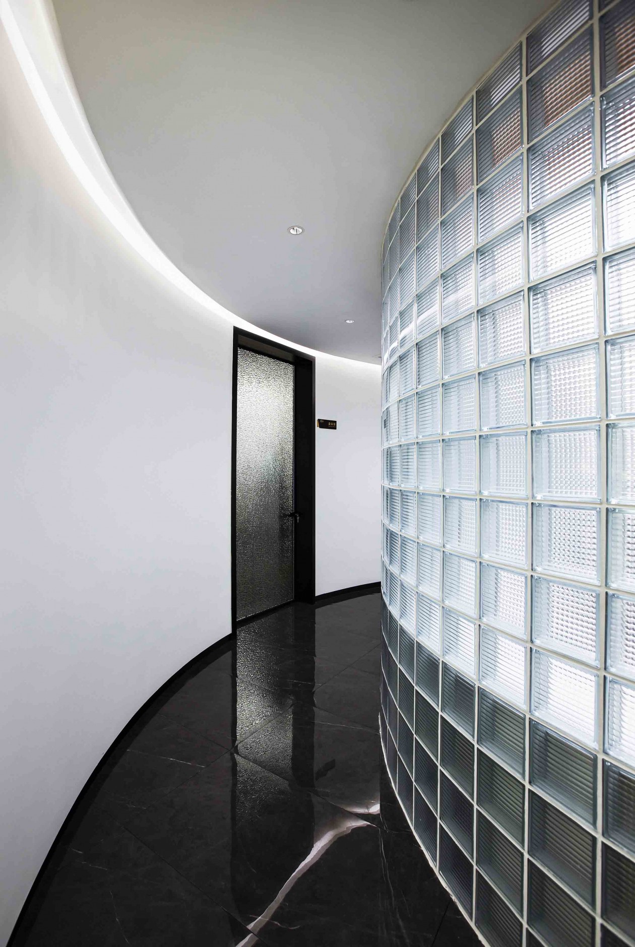 化妆品办公空间设计丨山东集致空间设计有限公司-11