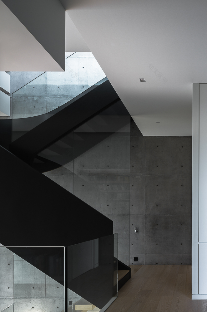 屋顶上的房子-51