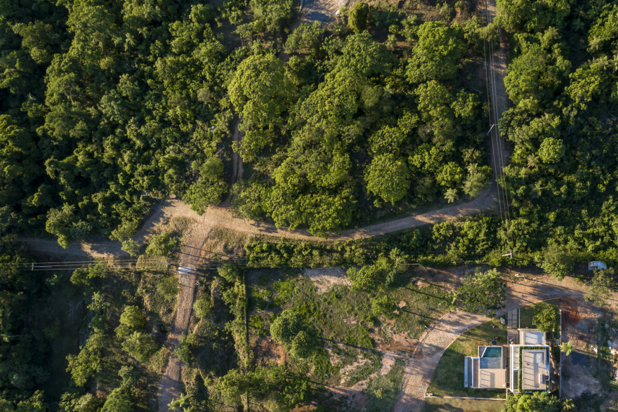 岩石与水的交融——Peak House 别墅设计-22