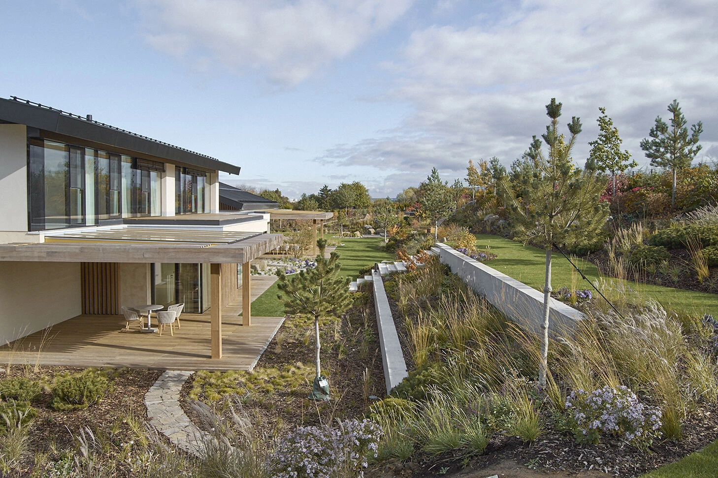 布拉格附近的花园别墅丨CzechPrague丨Atelier Kunc Architects-31