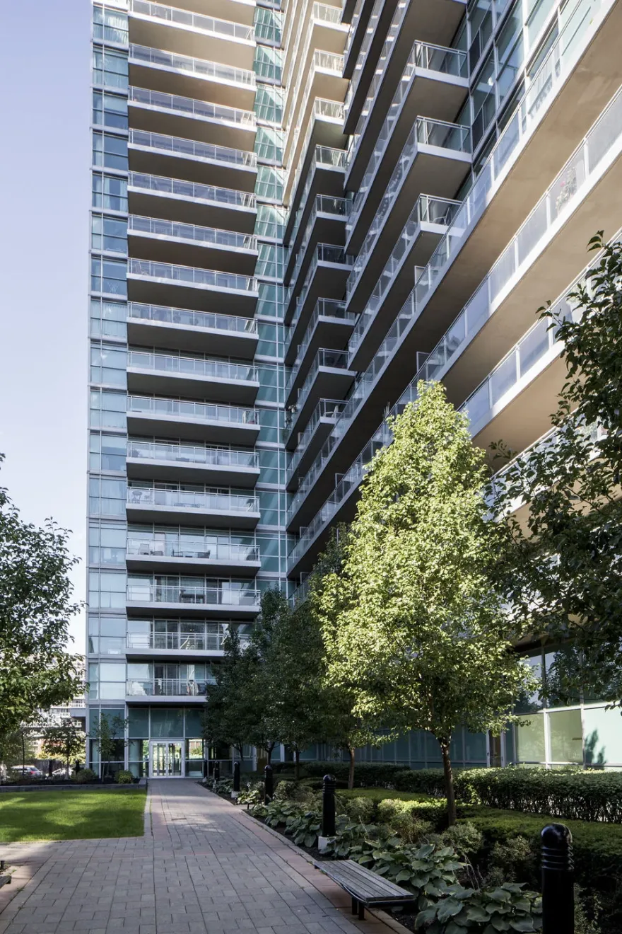 时尚融合历史,多伦多 Zip 公寓瞩目登场-11