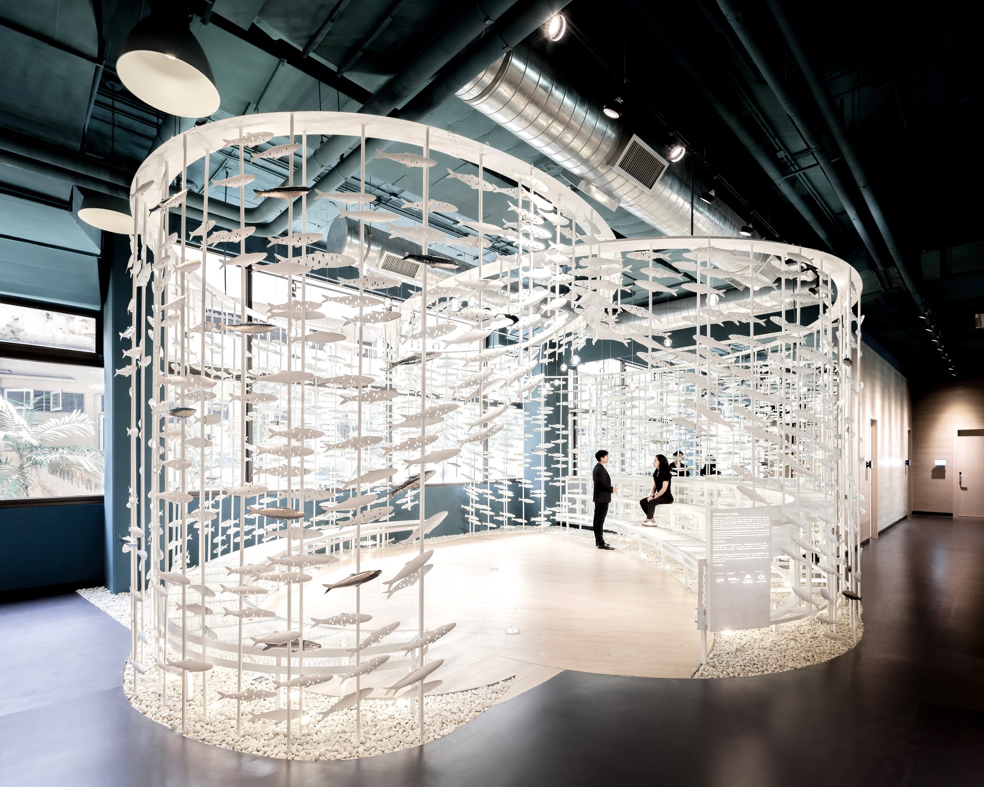 创意漩涡—— Context 工作室的鱼群灵感之作-9