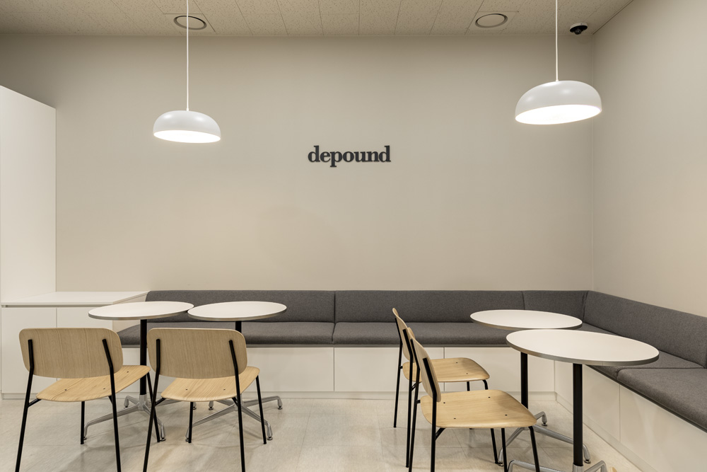 100% 时尚办公室，现代与极简的完美融合-8