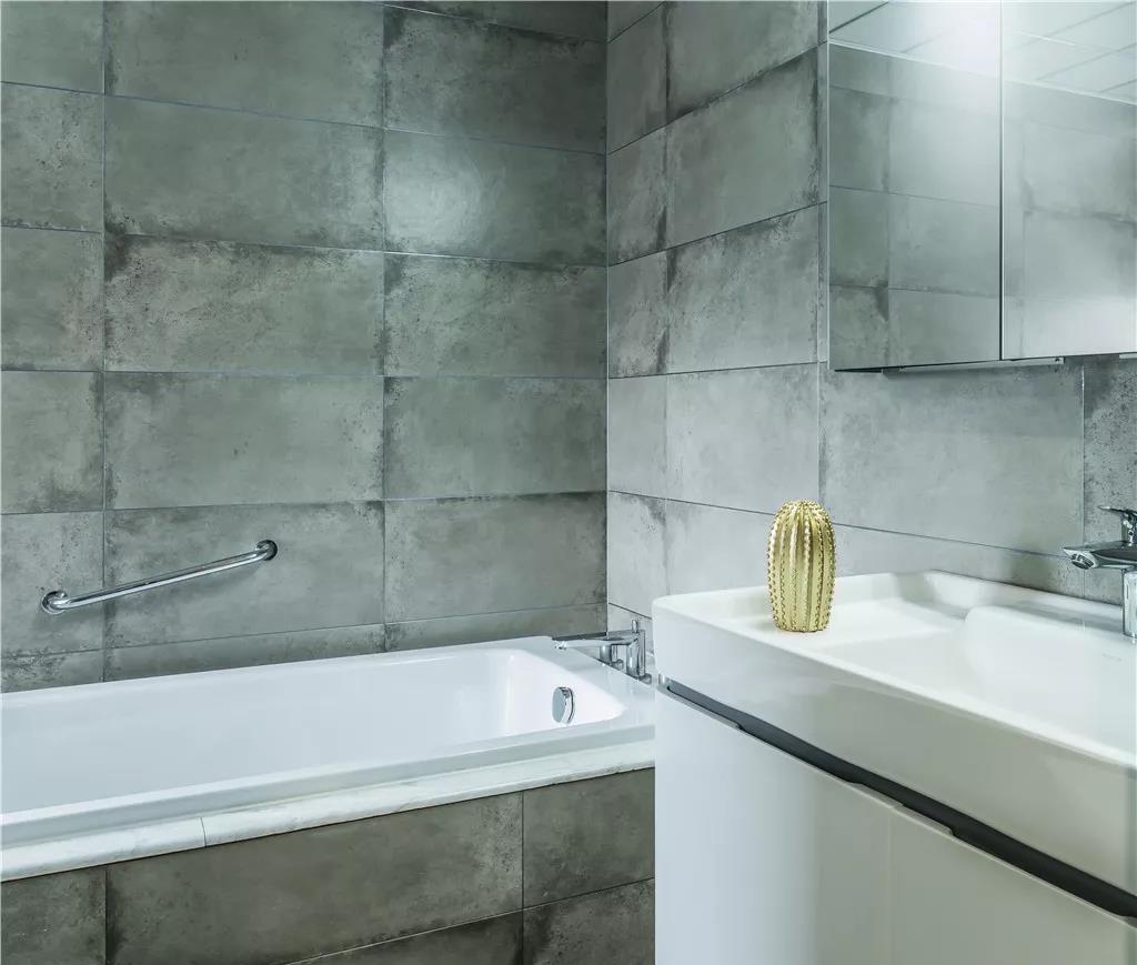 125 平现代风三房-17