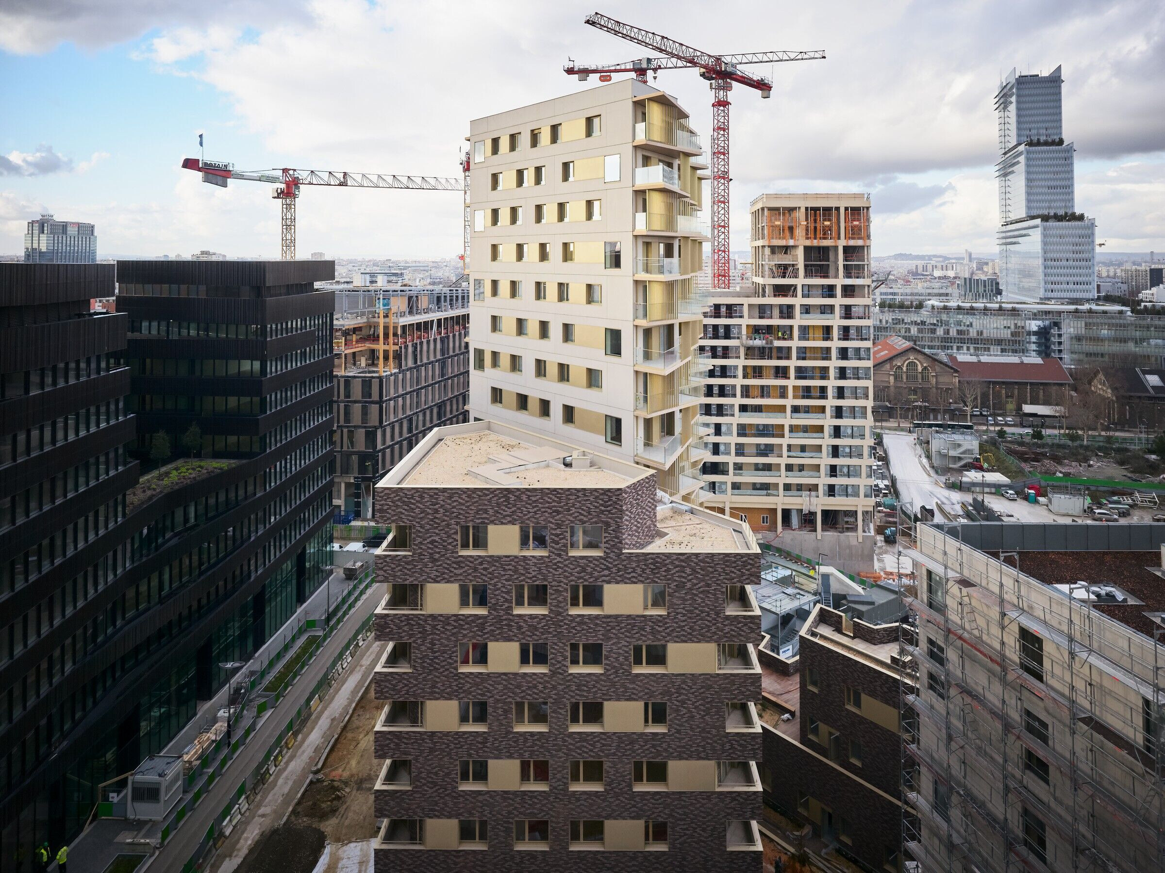 巴黎现代建筑瑰宝 | Clichy-Batignolles 区 XXL 折纸公寓-27