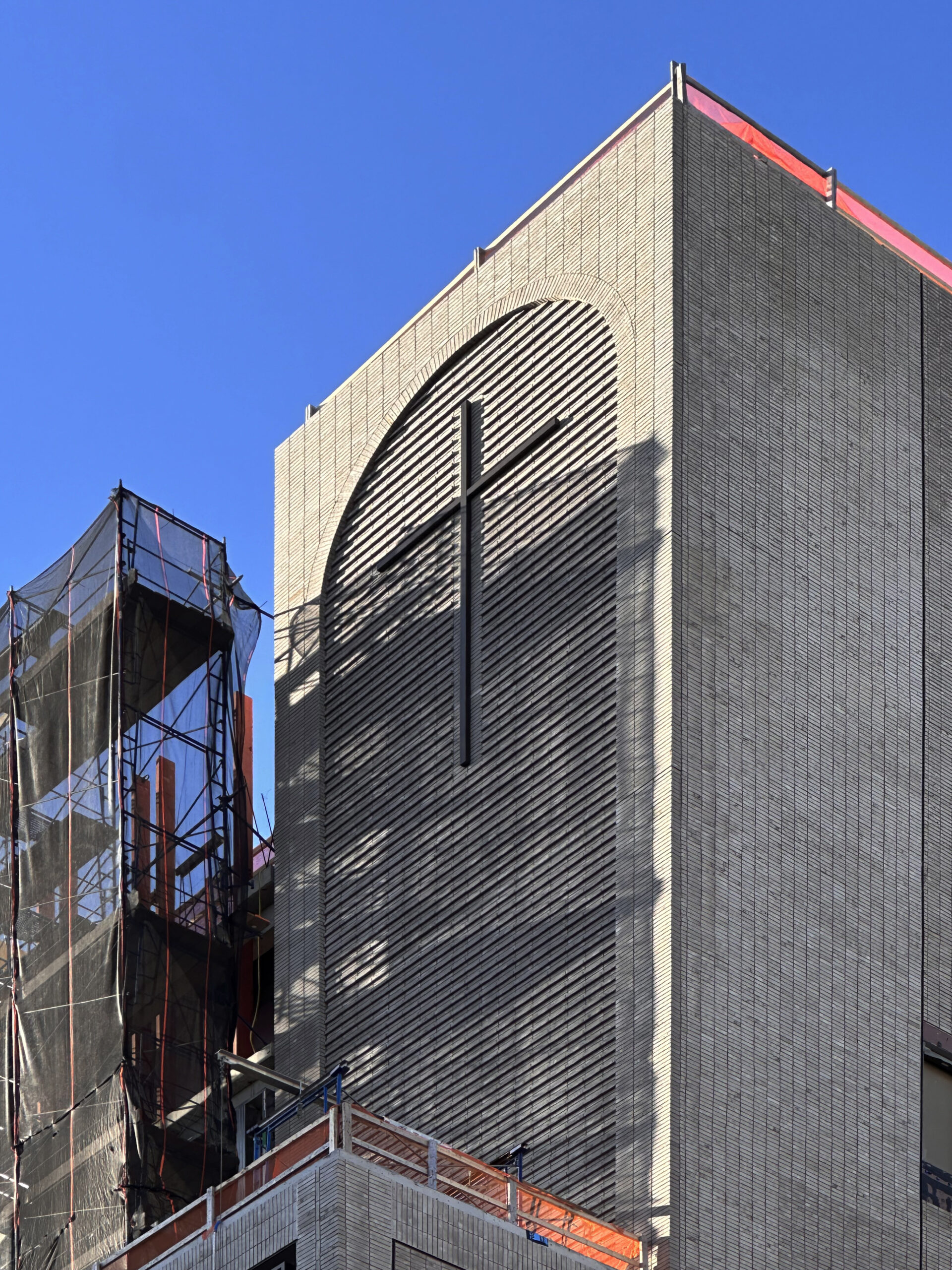 Façade Work Continues On Redeemer East Side At 150 East 91st Street on Manhattan's Upper East Side - New York YIMBY-3