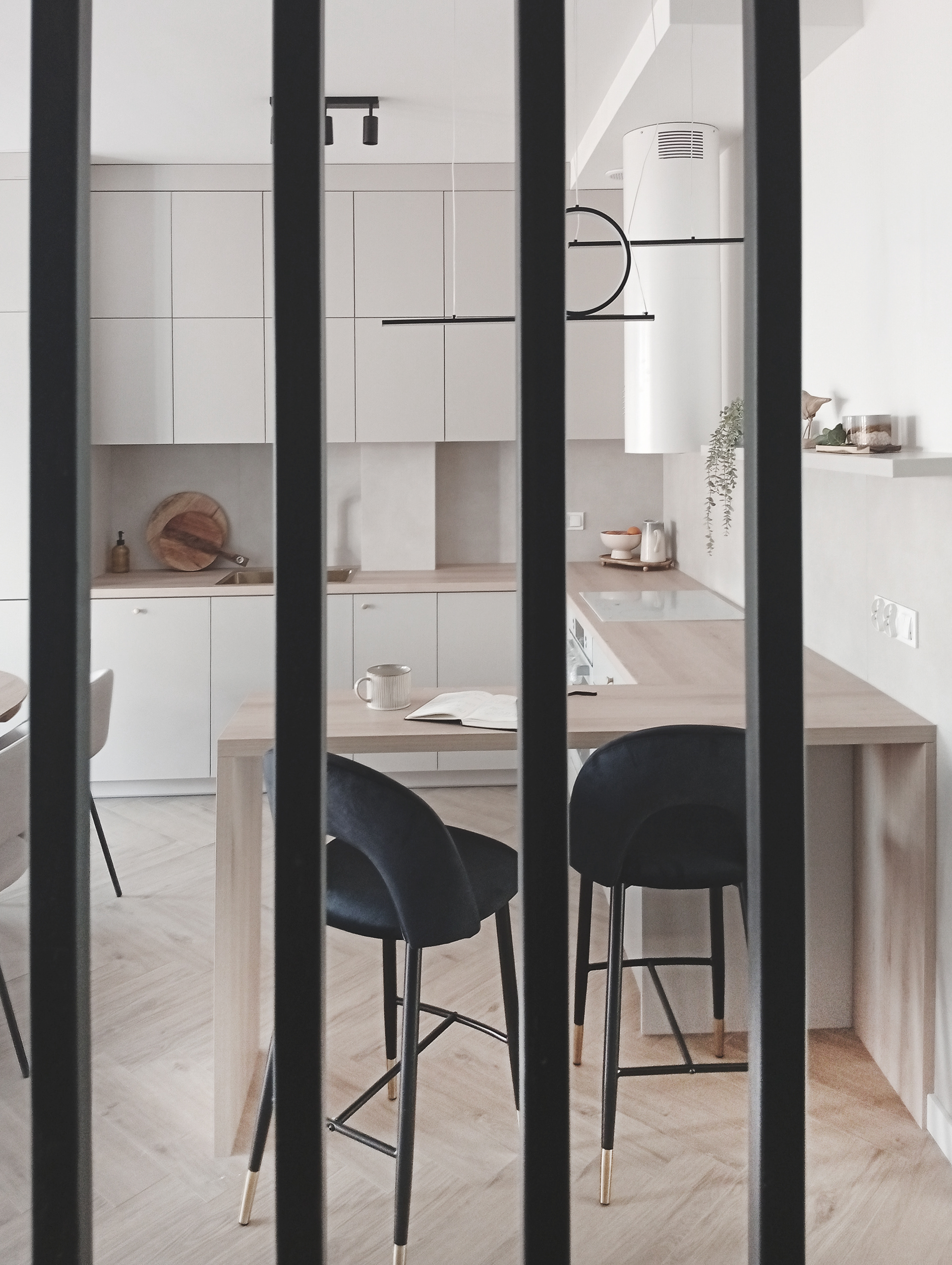 小inko 1 厨房

注：Koninko可能是一个特定名称，这里音译为小inko ，若有更准确的背景信息，可使翻译更精准 丨PolandKonin-8