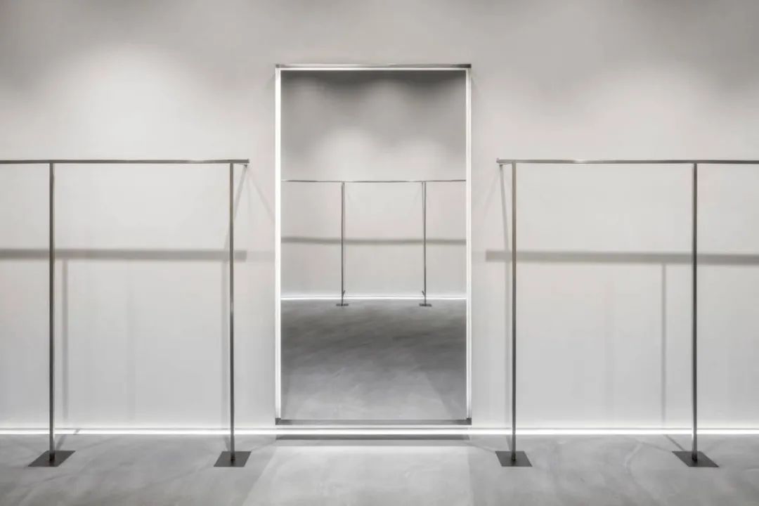 CHER'17 旗舰店丨乌克兰基辅丨TEMP Project-5