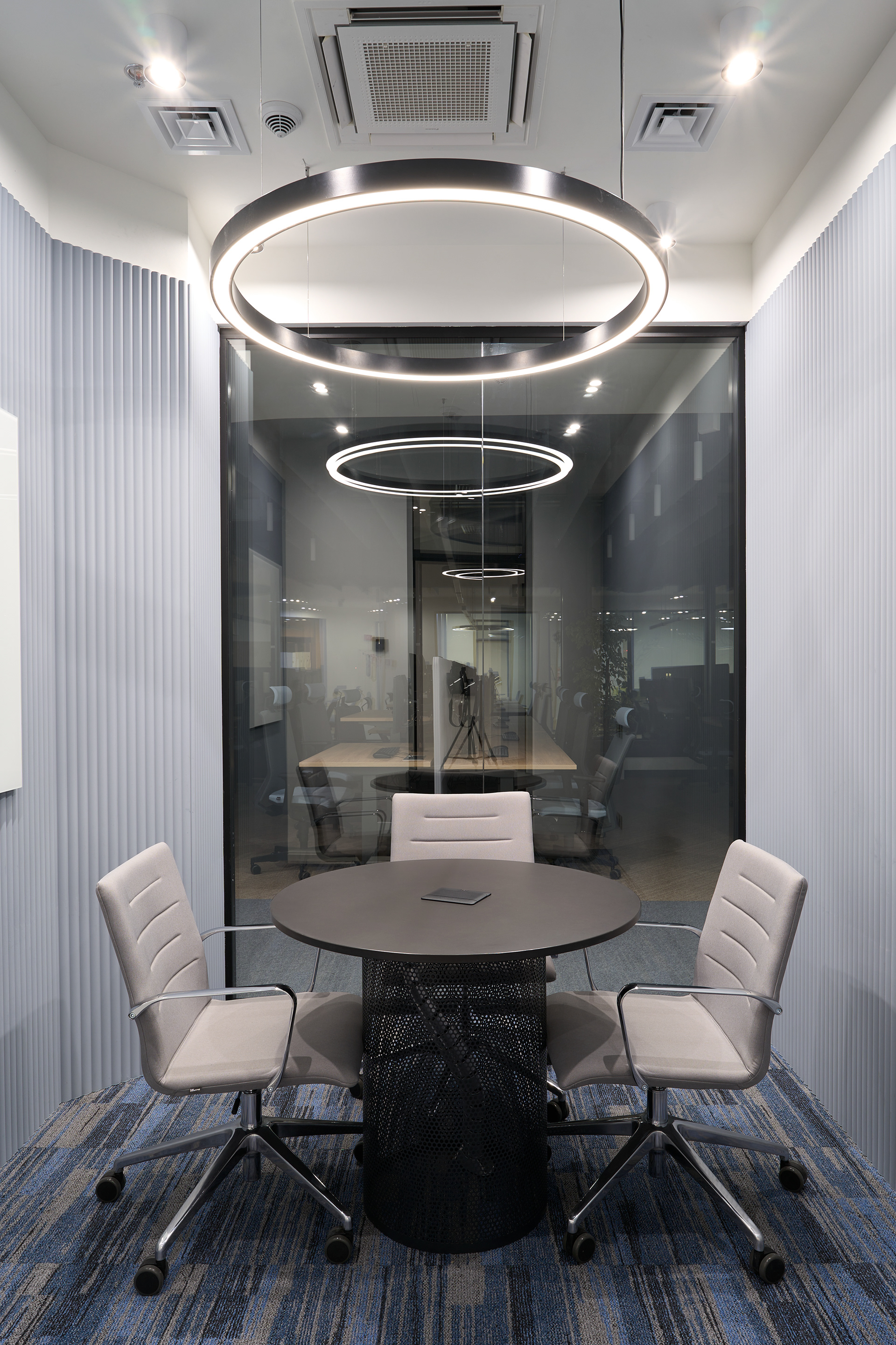 139 特拉办公室丨乌克兰基辅丨Oleksandra Bondarchuk 等-40