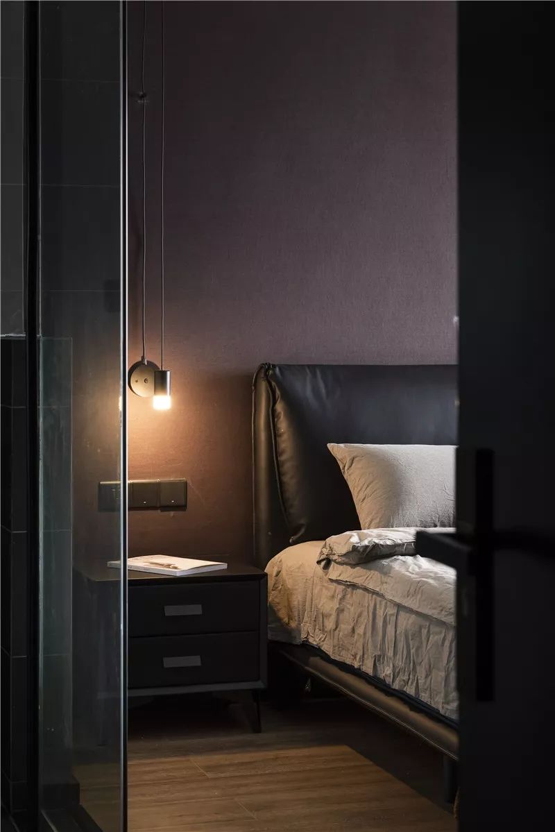 现代风格打造宽敞通透的 84㎡三室两厅-31