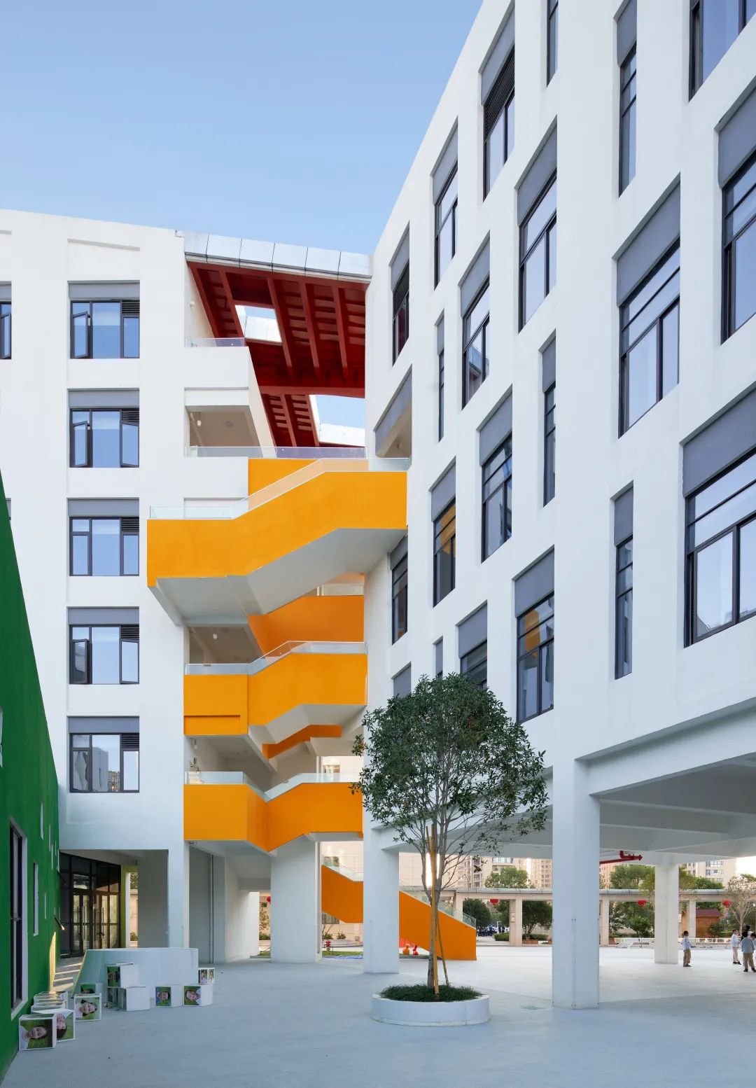 乐清育英寄宿学校 | 螺旋体建筑的丰富空间与创新教育理念-44