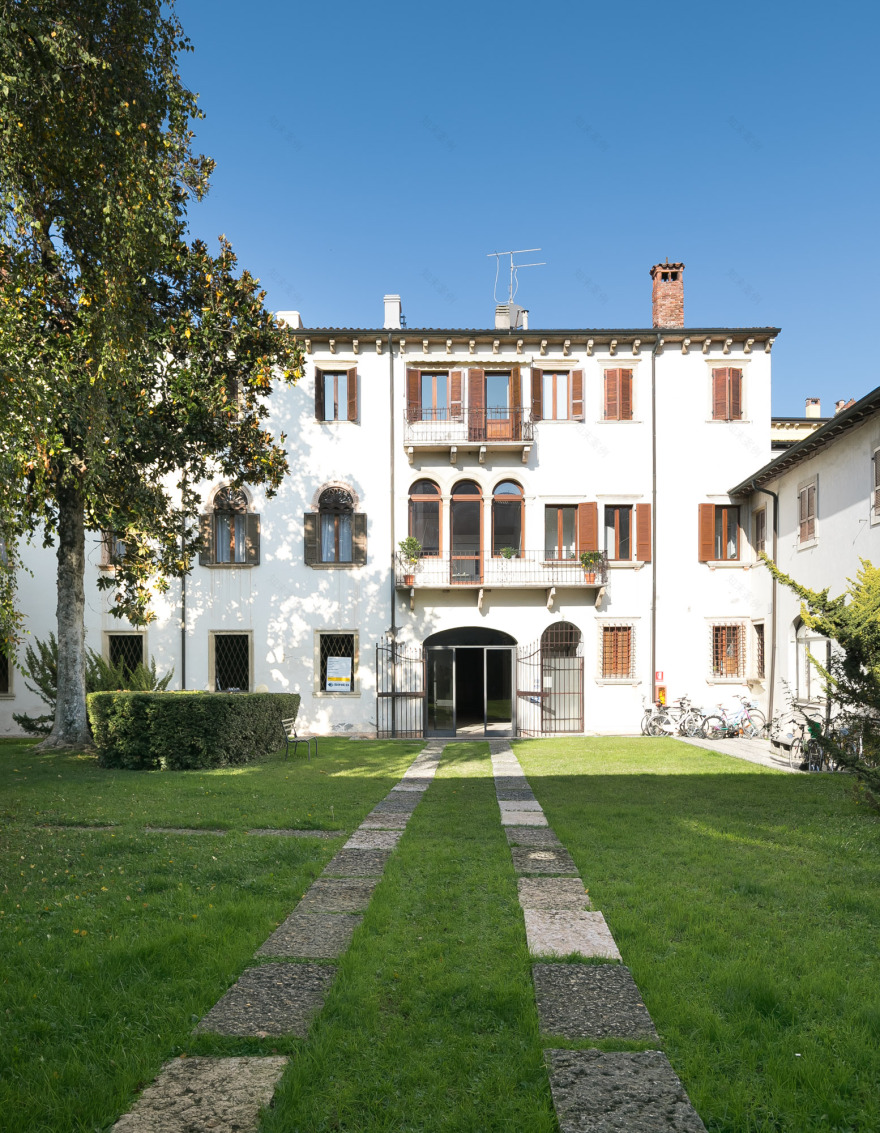 CasaLB · 历史建筑中的现代室内设计丨PadiglioneB 建筑工作室-24