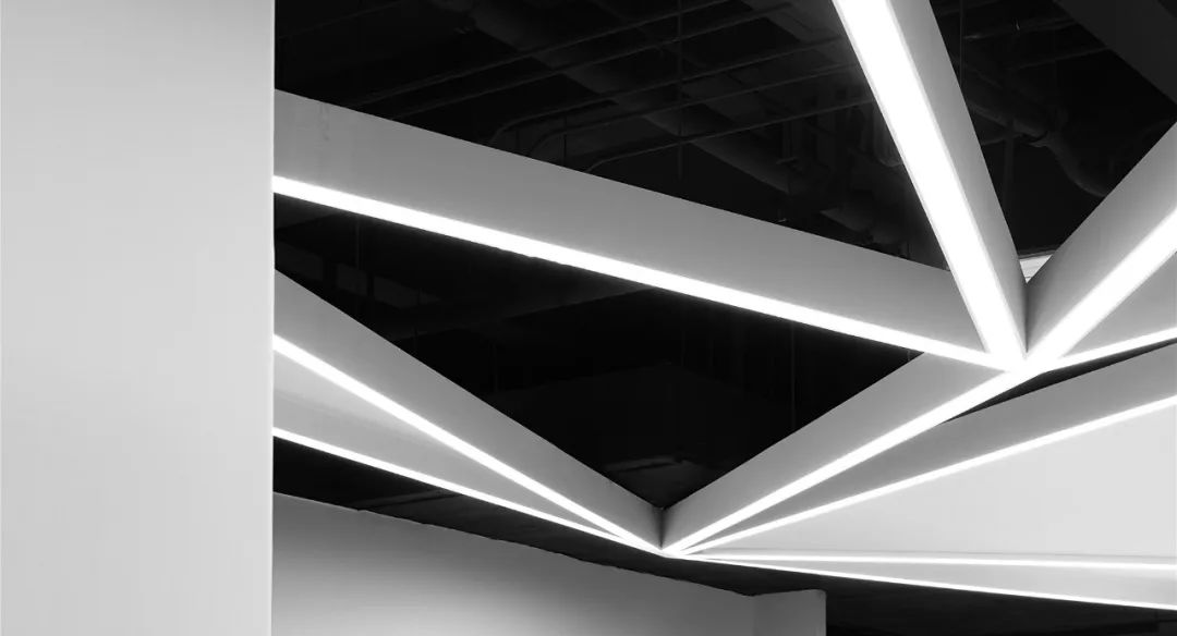 科技飞翔 · WEFLY 苏州办公空间的创新设计丨中国苏州丨石川设计事务所-2