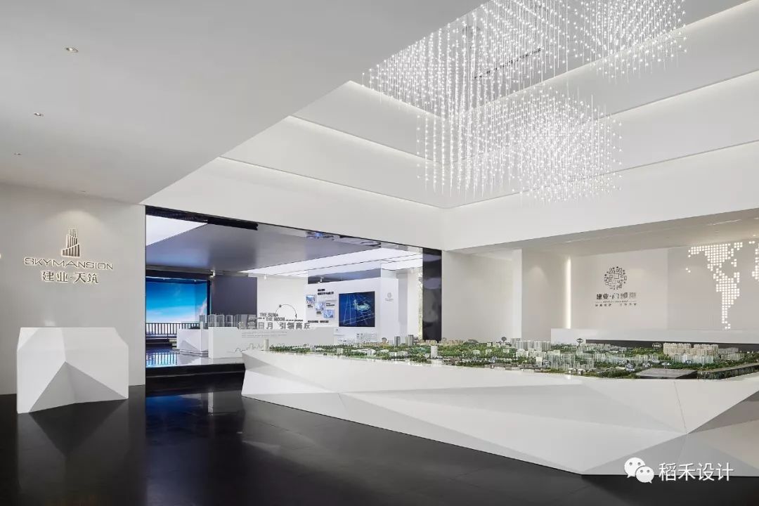建业总部港售楼部 | 未来科技空间的艺术演绎-5