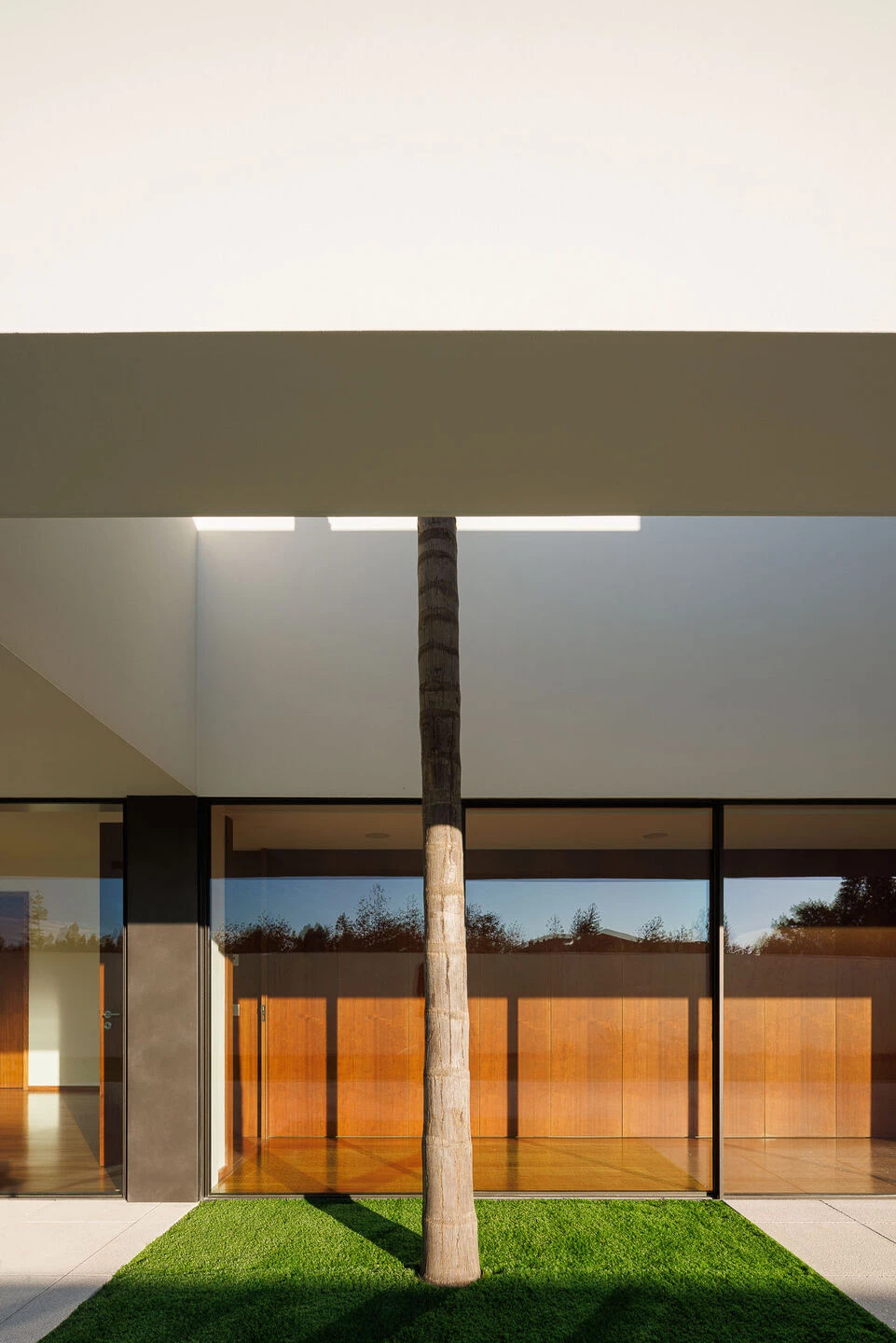 极简长形私宅设计丨葡萄牙-26