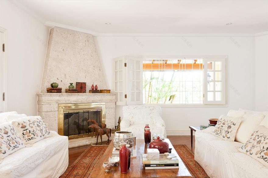 巴西 Casa São Fernando 住宅 | 温馨舒适,充满自然元素-1