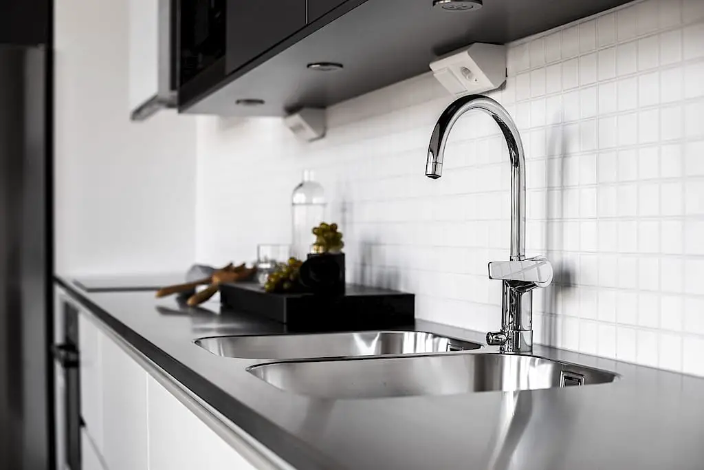 瑞典工业风河景 Loft，低调奢华尽收眼底-7