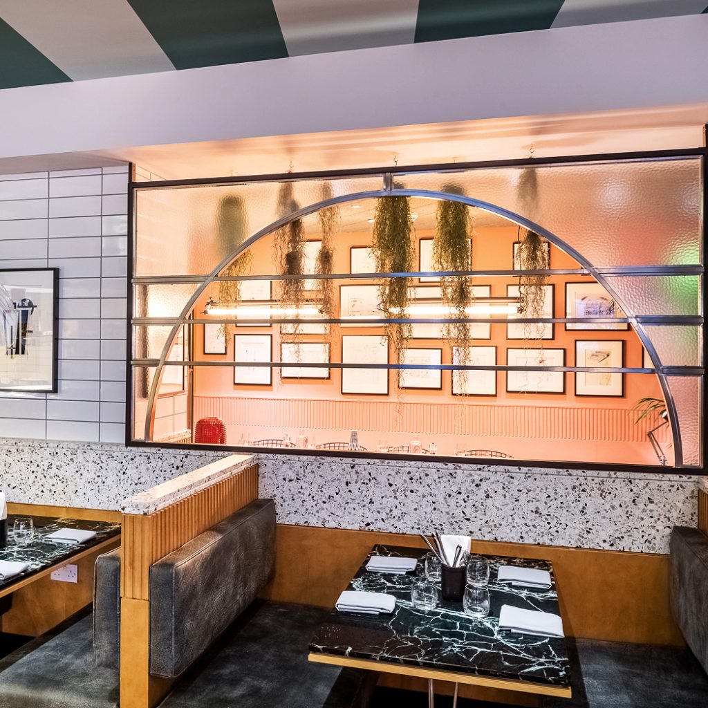 供应者；配置工具（在特定如云计算、自动化部署等语境中，常指用于配置基础设施、安装软件等的工具组件） 丨英国伦敦-20