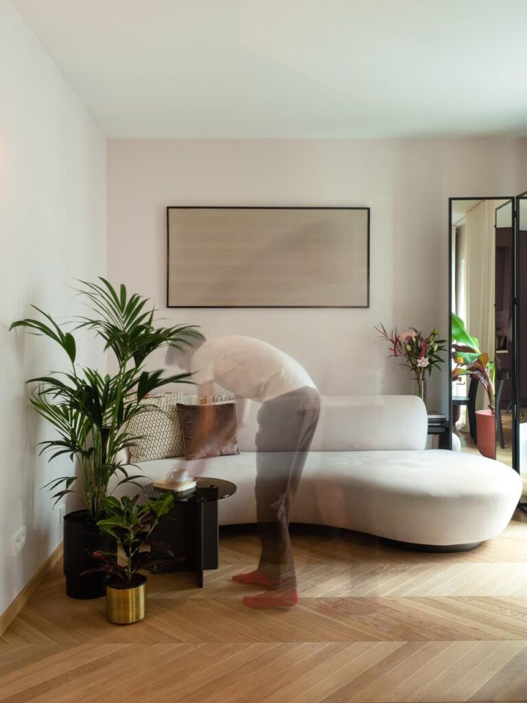 华沙30平米70年代意大利风格单身公寓设计丨波兰华沙丨建筑师Jacek Kamiński-28