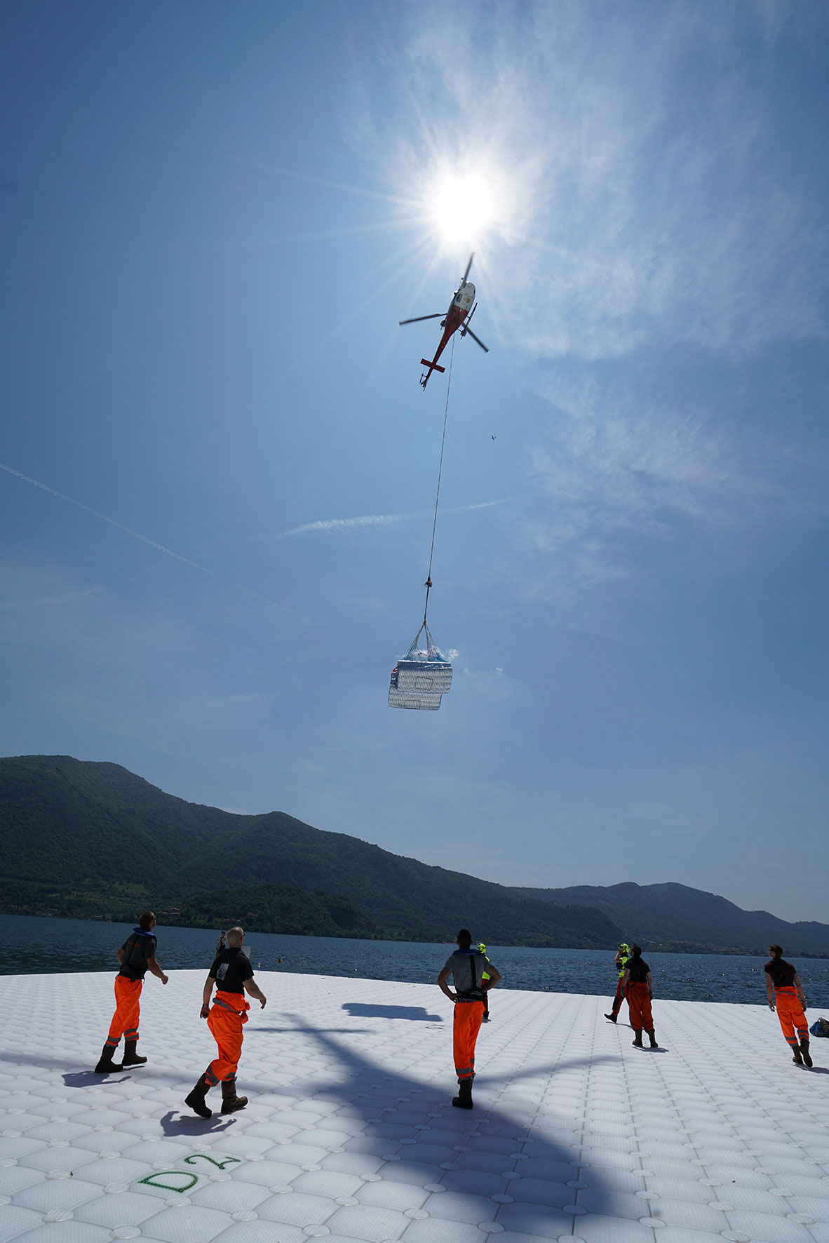 湖上悬浮走廊 | 意大利 Lake Iseo 的“漂浮平台”-38