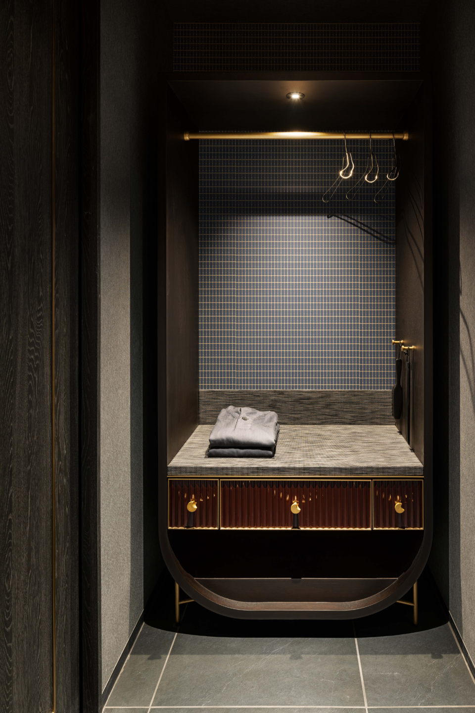 GUEST ROOMS -MERCURE TOKYO HIBIYA- | DESIGN STUDIO CROW-22