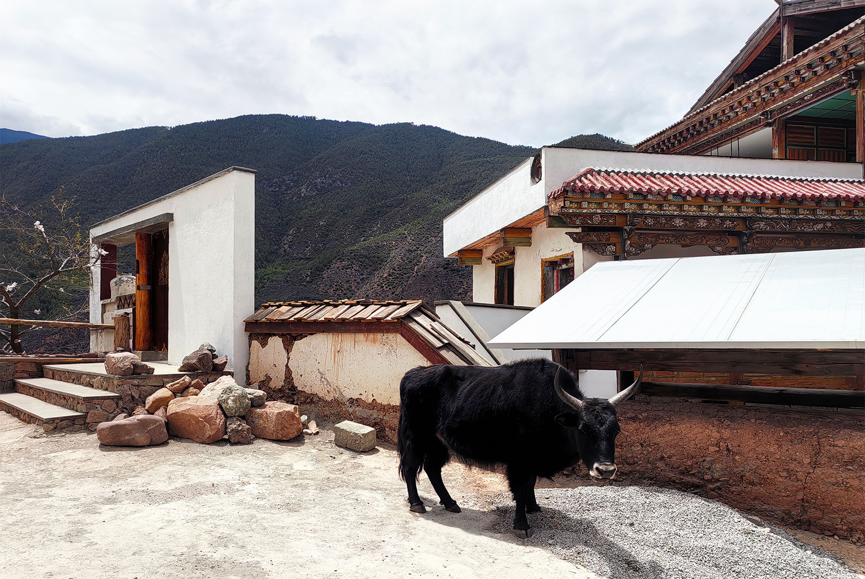 “自然经堂”,循环建造 · 云南朵木杦庄丨中国云南丨PL  T平时建筑设计事务所-9