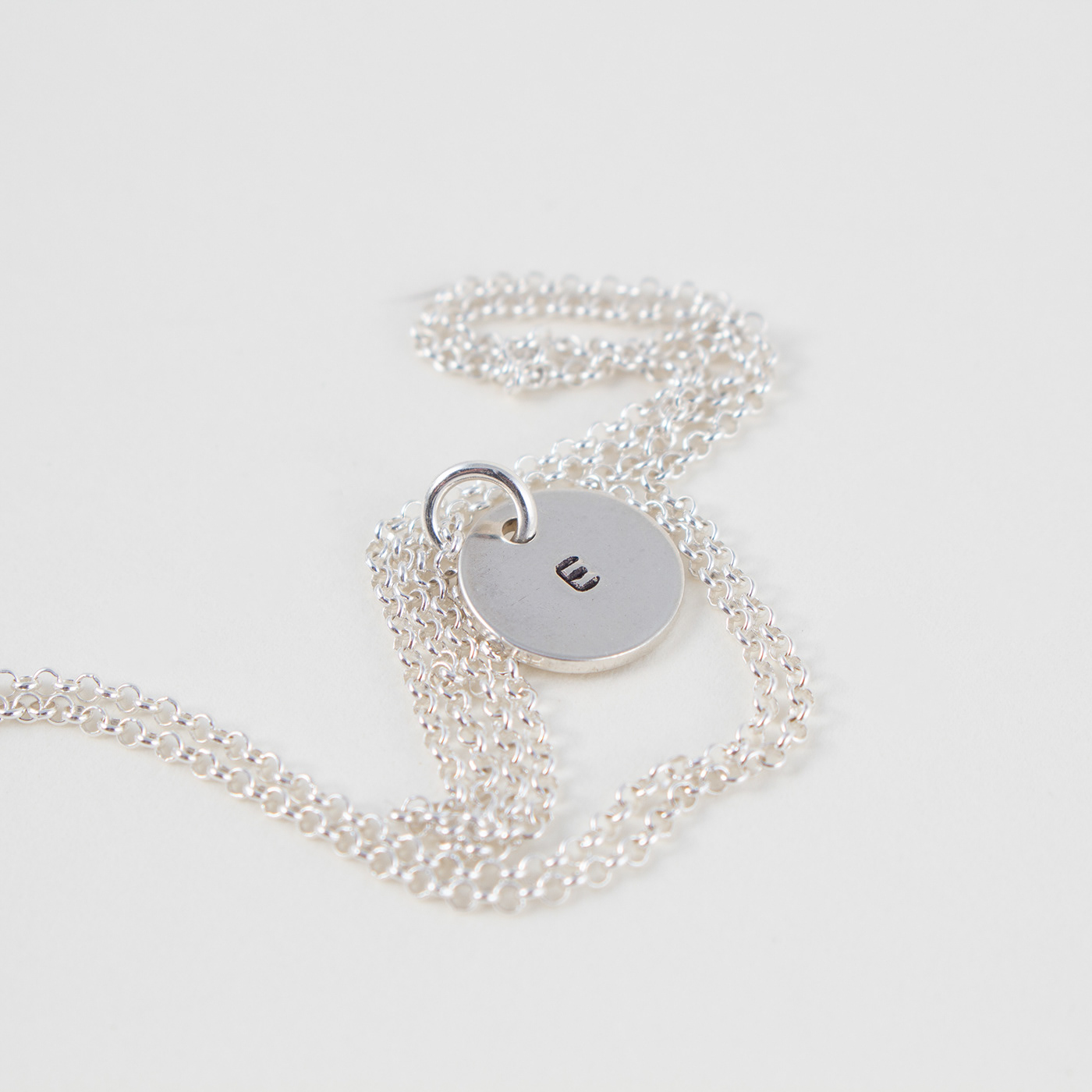 联手打造极简美学，Letterpress Card & Initial Pendant Giftset 惊艳亮相-5